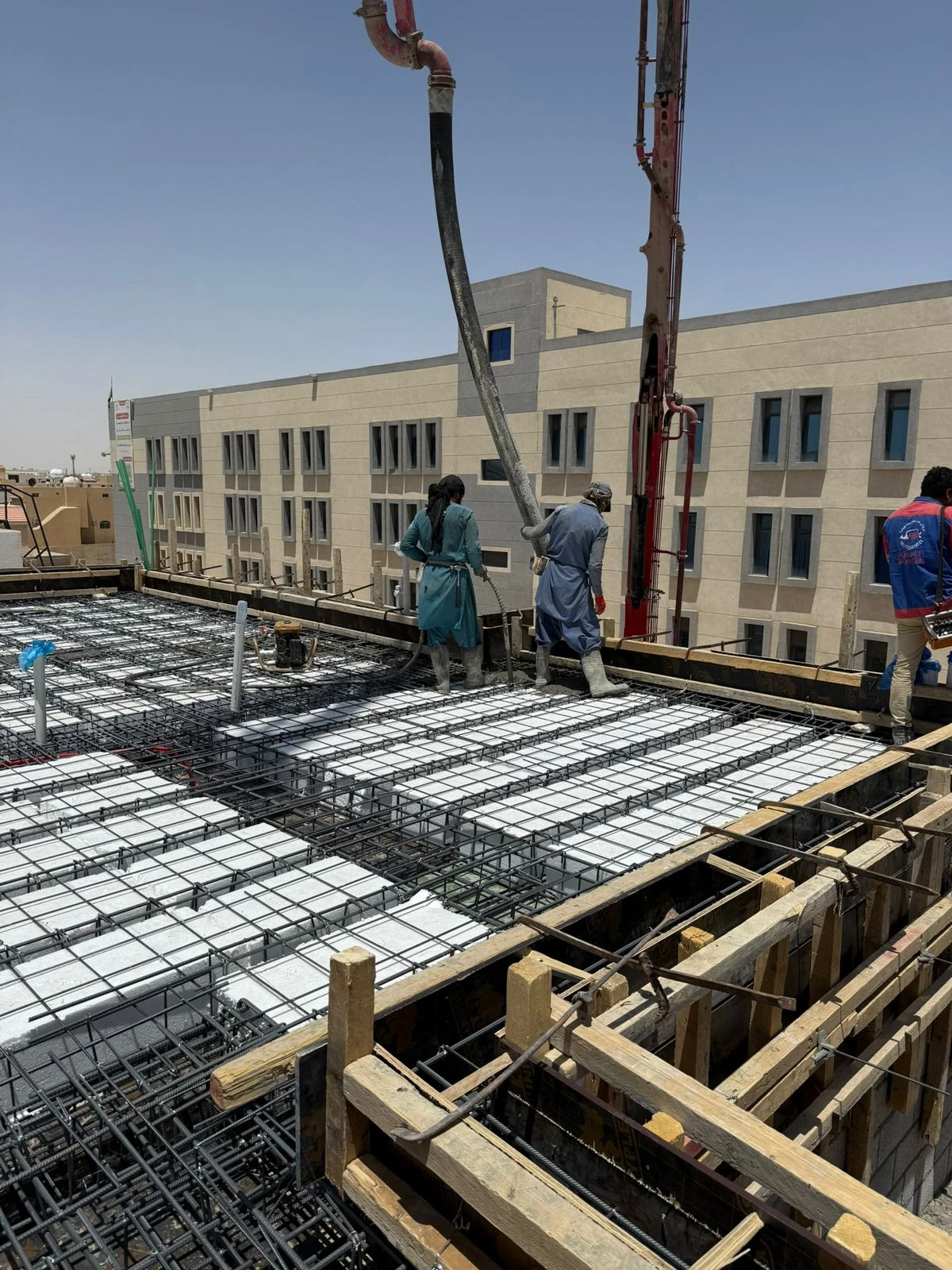 أعمال الترميمات والتعديلات